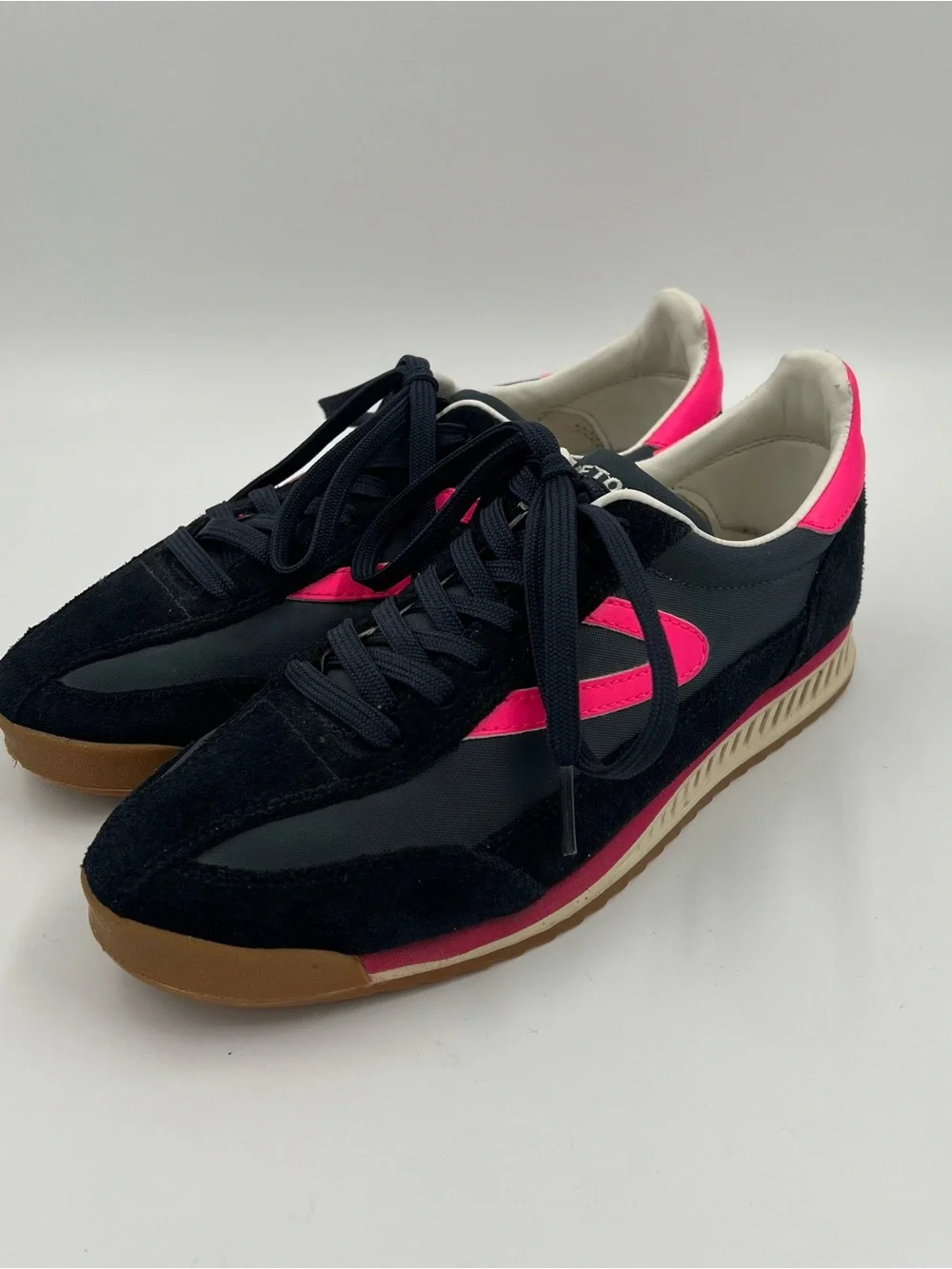 Tretorn Women’s Rawlins 2.0 Suede/Textile Sneakers Navy/Pink 6 Trainers